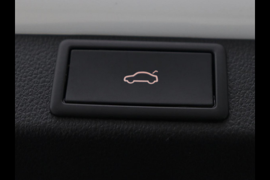 Škoda Octavia Combi 1.0 TSI Business Edition Plus | Stoelverwarming | Stuurverwarming | Adaptive cruise | Navigatie | Carplay | Sfeerverlichting | LED | Parkeersensor