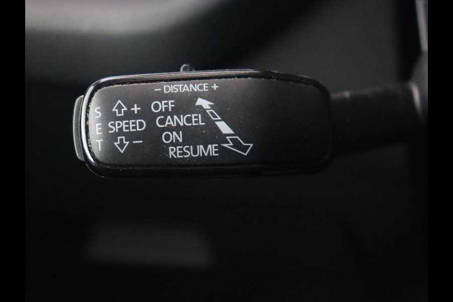 Škoda Octavia Combi 1.0 TSI Business Edition Plus | Stoelverwarming | Stuurverwarming | Adaptive cruise | Navigatie | Carplay | Sfeerverlichting | LED | Parkeersensor