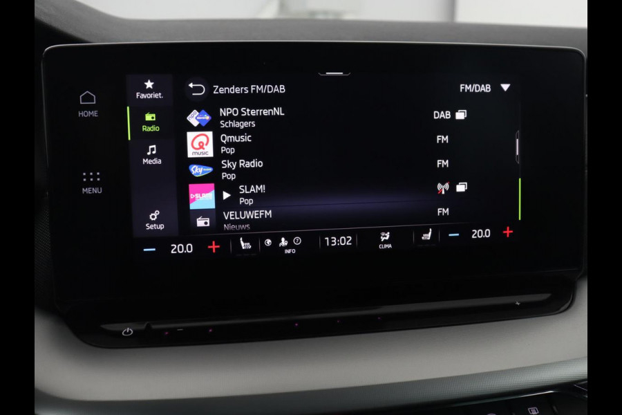 Škoda Octavia Combi 1.0 TSI Business Edition Plus | Stoelverwarming | Stuurverwarming | Adaptive cruise | Navigatie | Carplay | Sfeerverlichting | LED | Parkeersensor