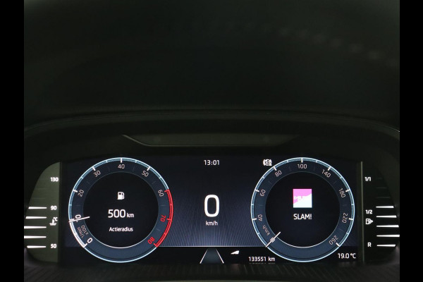 Škoda Octavia Combi 1.0 TSI Business Edition Plus | Stoelverwarming | Stuurverwarming | Adaptive cruise | Navigatie | Carplay | Sfeerverlichting | LED | Parkeersensor