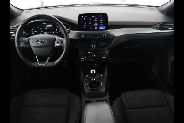 Ford FOCUS Wagon 1.0 EcoBoost Hybrid ST Line Style | Trekhaak | Carplay | Navigatie | Camera | Stoelverwarming | Stuurverwarming | Cruise controle | Climate controle
