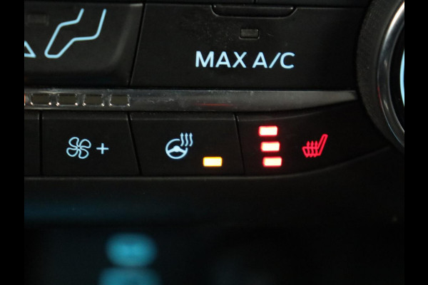 Ford FOCUS Wagon 1.0 EcoBoost Hybrid ST Line Style | Trekhaak | Carplay | Navigatie | Camera | Stoelverwarming | Stuurverwarming | Cruise controle | Climate controle