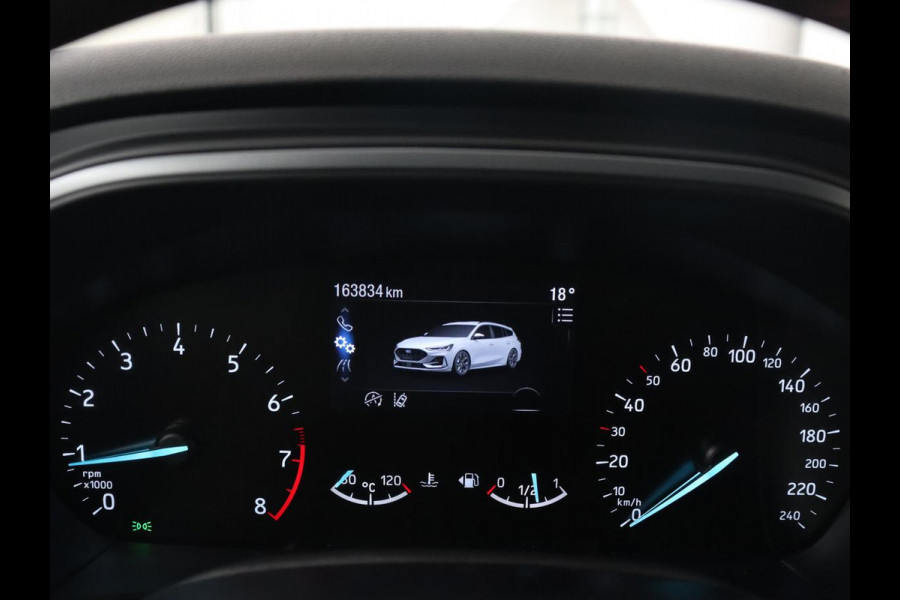 Ford FOCUS Wagon 1.0 EcoBoost Hybrid ST Line Style | Trekhaak | Carplay | Navigatie | Camera | Stoelverwarming | Stuurverwarming | Cruise controle | Climate controle