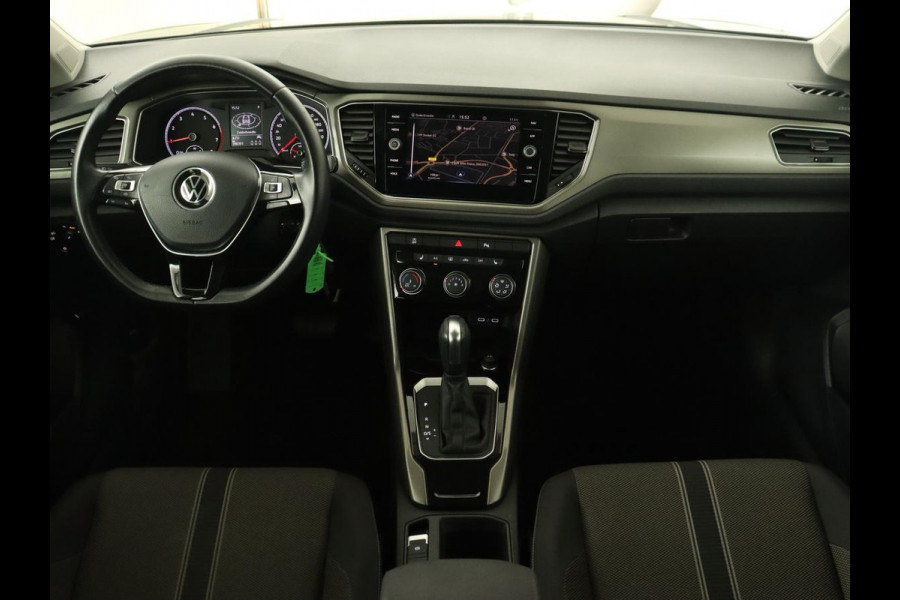 Volkswagen T-Roc 1.5 TSI Style Business | Automaat | Navigatie | Adaptive Cruise | Parkeersensor | Stoelverwarming | Carplay