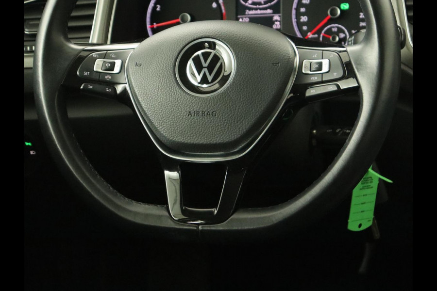 Volkswagen T-Roc 1.5 TSI Style Business | Automaat | Navigatie | Adaptive Cruise | Parkeersensor | Stoelverwarming | Carplay