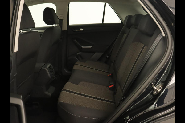 Volkswagen T-Roc 1.5 TSI Style Business | Automaat | Navigatie | Adaptive Cruise | Parkeersensor | Stoelverwarming | Carplay