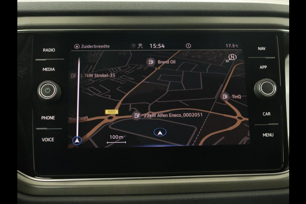 Volkswagen T-Roc 1.5 TSI Style Business | Automaat | Navigatie | Adaptive Cruise | Parkeersensor | Stoelverwarming | Carplay