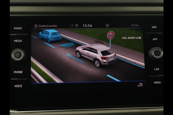 Volkswagen T-Roc 1.5 TSI Style Business | Automaat | Navigatie | Adaptive Cruise | Parkeersensor | Stoelverwarming | Carplay