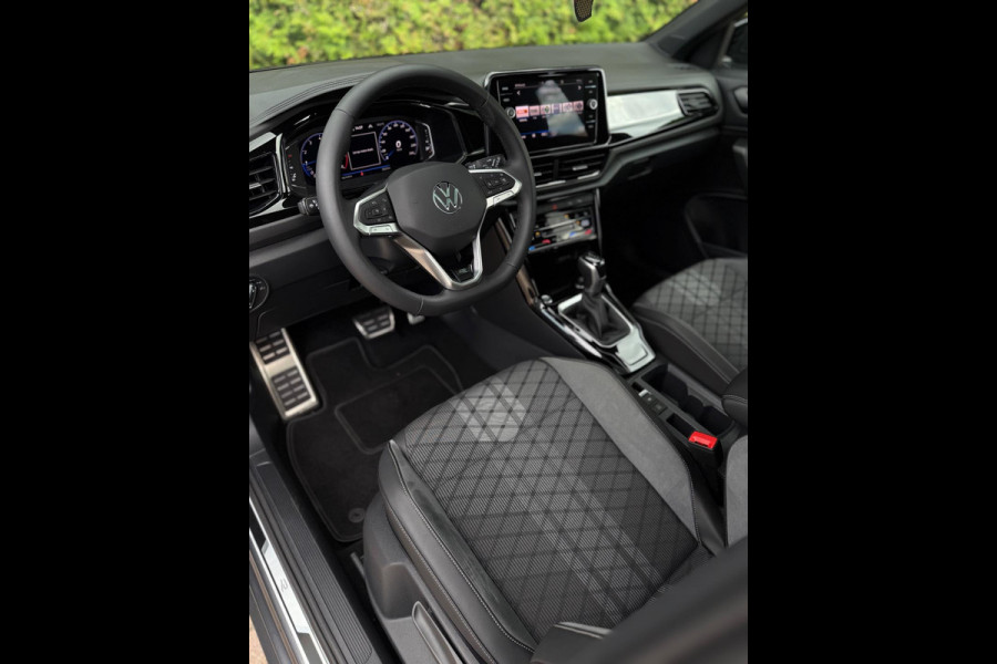 Volkswagen T-Roc 1.5 TSI 3x R-Line Panorama CarPlay
