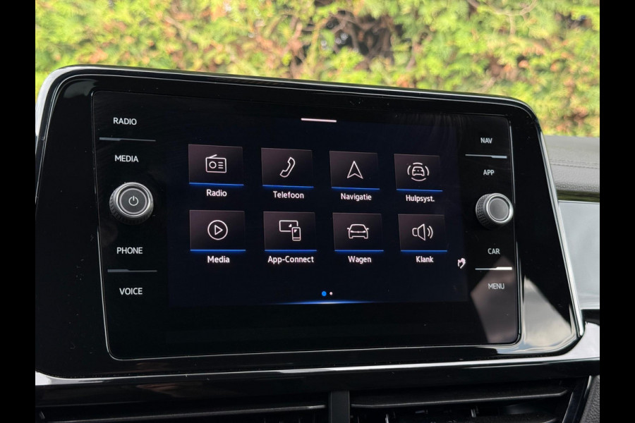 Volkswagen T-Roc 1.5 TSI 3x R-Line Panorama CarPlay