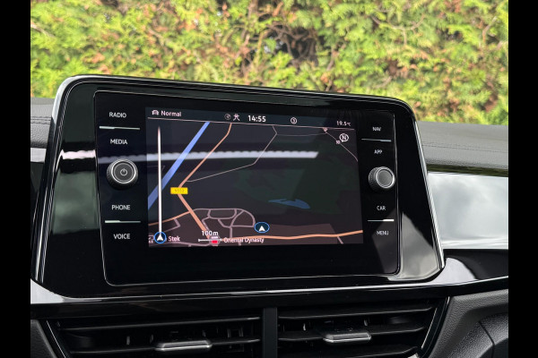 Volkswagen T-Roc 1.5 TSI 3x R-Line Panorama CarPlay
