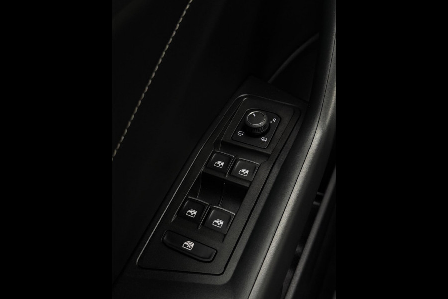 Volkswagen T-Roc 1.5 TSI 3x R-Line Panorama CarPlay
