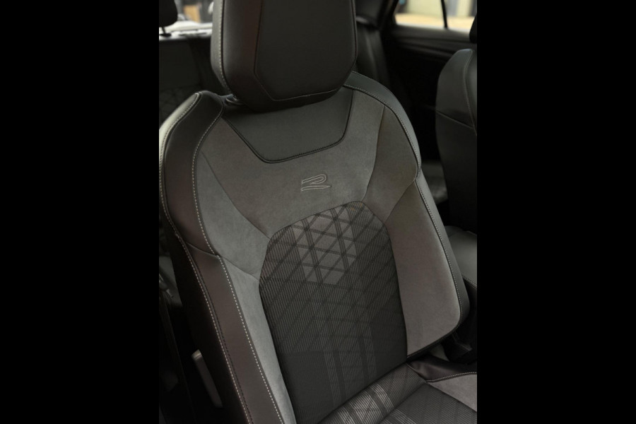 Volkswagen T-Roc 1.5 TSI 3x R-Line Panorama CarPlay