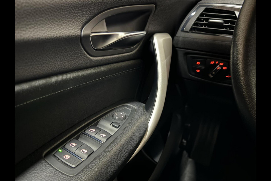 BMW 1-serie 118i Sport Line Navi Cruise Trekh. NAP
