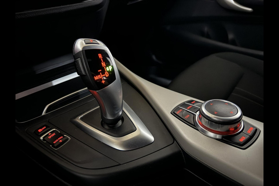 BMW 1-serie 118i Sport Line Navi Cruise Trekh. NAP