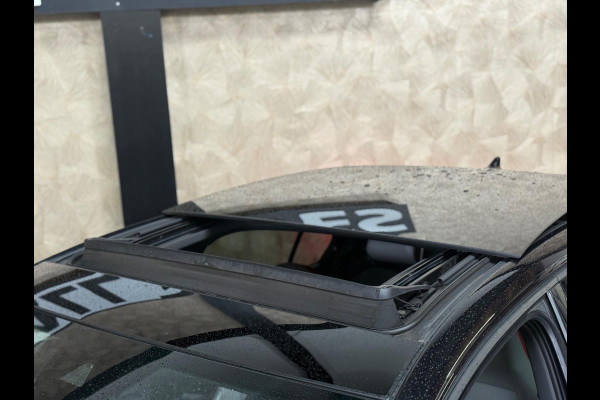 Volkswagen Golf 2.0 TSI GTI Standkachel | Pano | Trekhaak | Memory | Harman/Kardon | camera | Leer Volkswagen Golf 2.0 TSI GTI Standkachel | Pano | Trekhaak | Memory | Harman/Kardon | camera | Leer