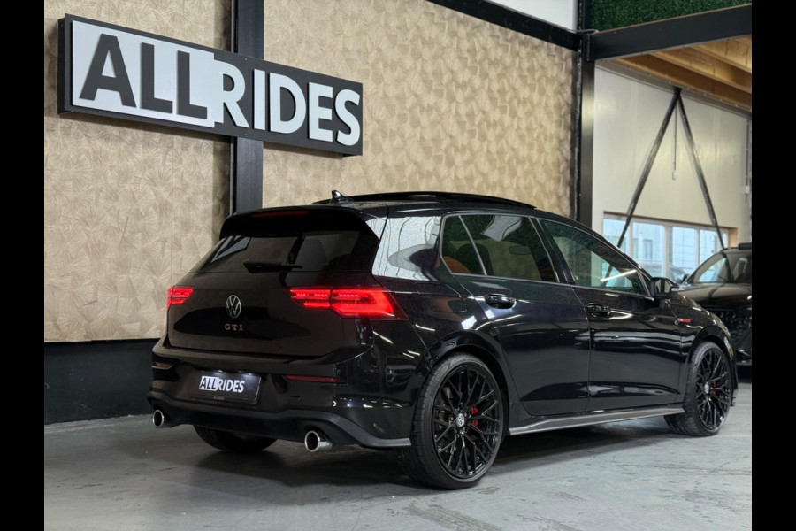 Volkswagen Golf 2.0 TSI GTI Standkachel | Pano | Trekhaak | Memory | Harman/Kardon | camera | Leer Volkswagen Golf 2.0 TSI GTI Standkachel | Pano | Trekhaak | Memory | Harman/Kardon | camera | Leer