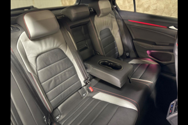 Volkswagen Golf 2.0 TSI GTI Standkachel | Pano | Trekhaak | Memory | Harman/Kardon | camera | Leer Volkswagen Golf 2.0 TSI GTI Standkachel | Pano | Trekhaak | Memory | Harman/Kardon | camera | Leer