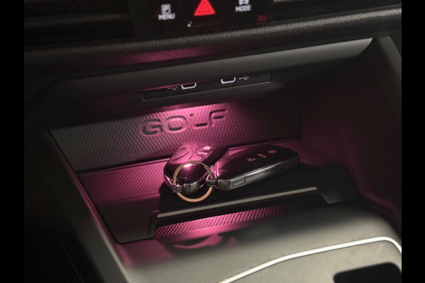 Volkswagen Golf 2.0 TSI GTI Standkachel | Pano | Trekhaak | Memory | Harman/Kardon | camera | Leer Volkswagen Golf 2.0 TSI GTI Standkachel | Pano | Trekhaak | Memory | Harman/Kardon | camera | Leer