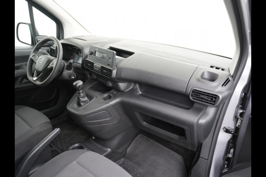 Opel Combo 1.5D 102PK L1H1 Airco Cruise Control Lichtsensor Pdc Schuifdeur Betonplex vloer Lat om Lat Betimmering Tussenwand Euro 6
