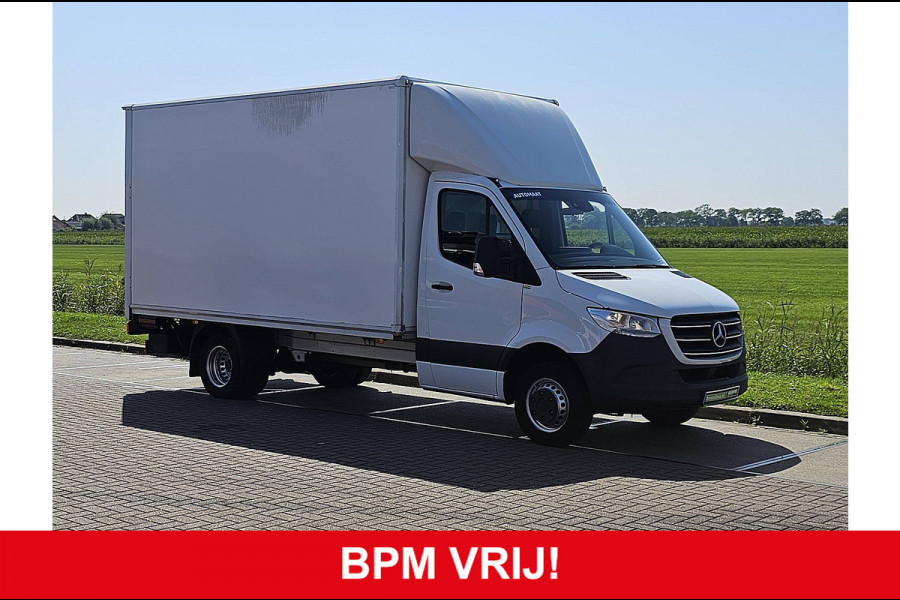 Mercedes-Benz Sprinter 516 CDI ac automaat EURO6 MBUX10 carplay cruisecontrol 3500 kg aanhanggewicht