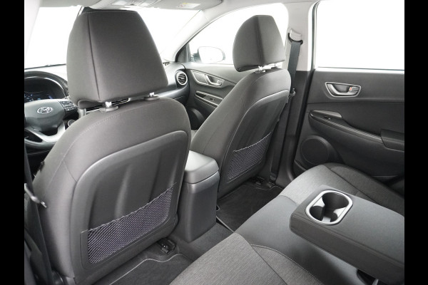 Hyundai Kona EV Comfort 64kWh Warmtepomp Navi Ecc Camera Adaptieve Cruise Control Pdc DAB Apple Carplay Android Auto Led Premium Krell® Audio Keyless Resterende garantie op de hoogspanning accu 4 jaar of tot 160.000km