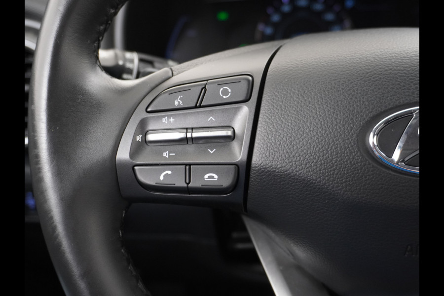 Hyundai Kona EV Comfort 64kWh Warmtepomp Navi Ecc Camera Adaptieve Cruise Control Pdc DAB Apple Carplay Android Auto Led Premium Krell® Audio Keyless Resterende garantie op de hoogspanning accu 4 jaar of tot 160.000km