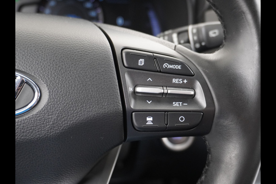 Hyundai Kona EV Comfort 64kWh Warmtepomp Navi Ecc Camera Adaptieve Cruise Control Pdc DAB Apple Carplay Android Auto Led Premium Krell® Audio Keyless Resterende garantie op de hoogspanning accu 4 jaar of tot 160.000km