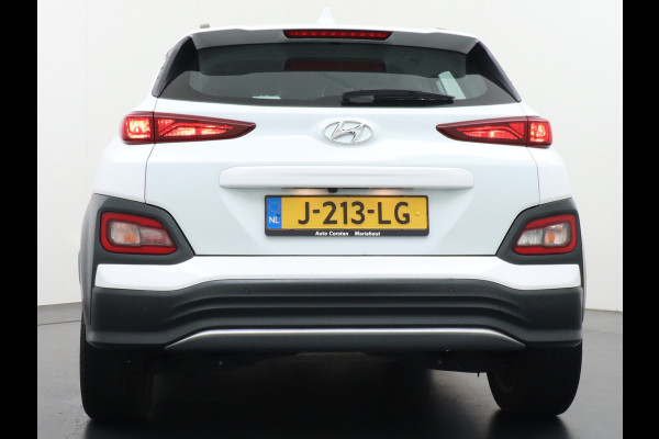 Hyundai Kona EV Comfort 64kWh Warmtepomp Navi Ecc Camera Adaptieve Cruise Control Pdc DAB Apple Carplay Android Auto Led Premium Krell® Audio Keyless Resterende garantie op de hoogspanning accu 4 jaar of tot 160.000km