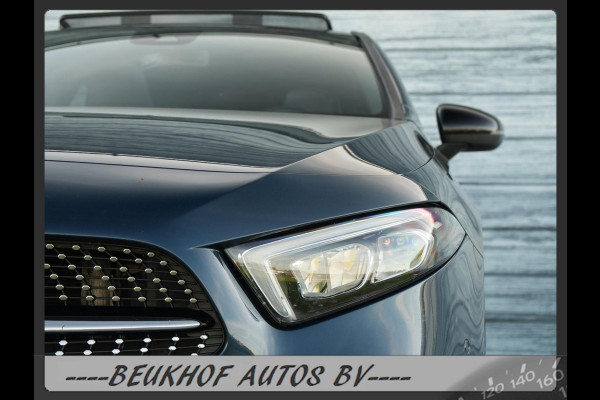 Mercedes-Benz A-Klasse 220 4MATIC Premium Pano Leer Nav Cam