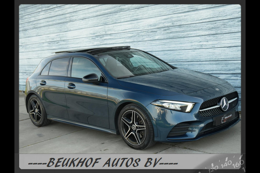 Mercedes-Benz A-Klasse 220 4MATIC Premium Pano Leer Nav Cam