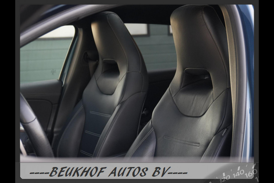 Mercedes-Benz A-Klasse 220 4MATIC Premium Pano Leer Nav Cam