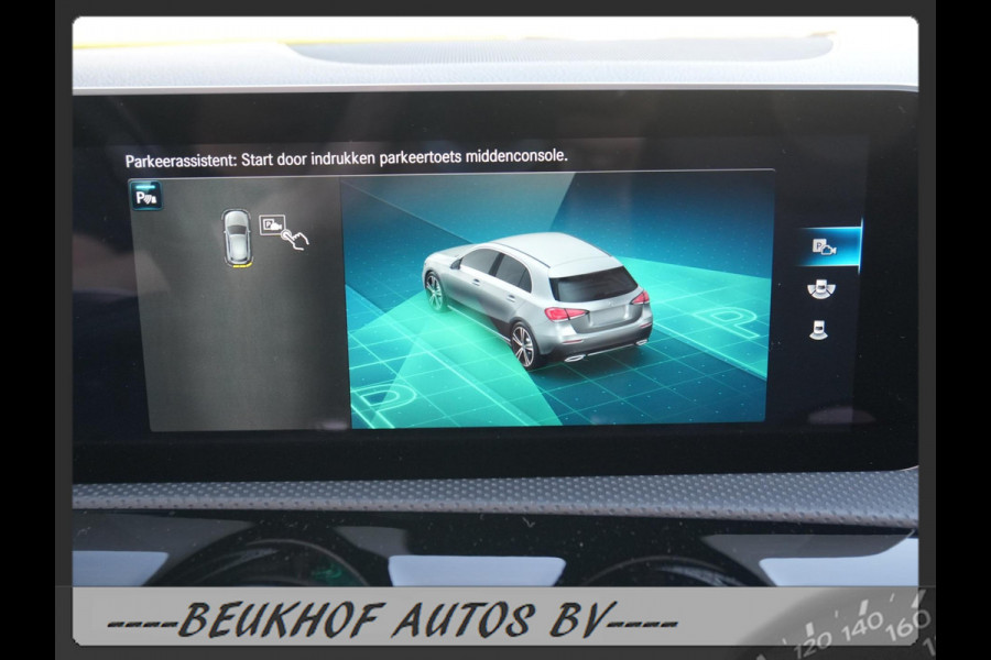 Mercedes-Benz A-Klasse 220 4MATIC Premium Pano Leer Nav Cam