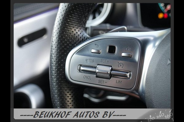 Mercedes-Benz A-Klasse 220 4MATIC Premium Pano Leer Nav Cam
