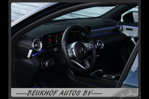 Mercedes-Benz A-Klasse 220 4MATIC Premium Pano Leer Nav Cam