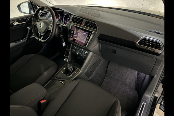 Volkswagen Tiguan 1.4 TSI ACT Carplay ACC Stoelver. Camera Trekh.