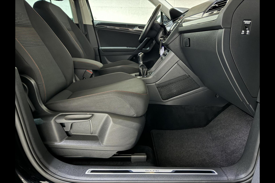 Volkswagen Tiguan 1.4 TSI ACT Carplay ACC Stoelver. Camera Trekh.