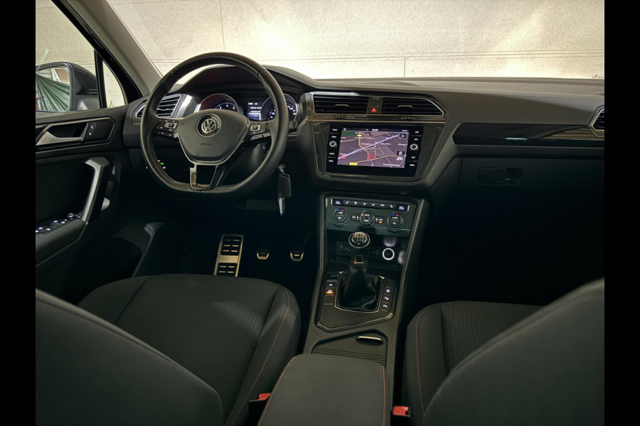 Volkswagen Tiguan 1.4 TSI ACT Carplay ACC Stoelver. Camera Trekh.
