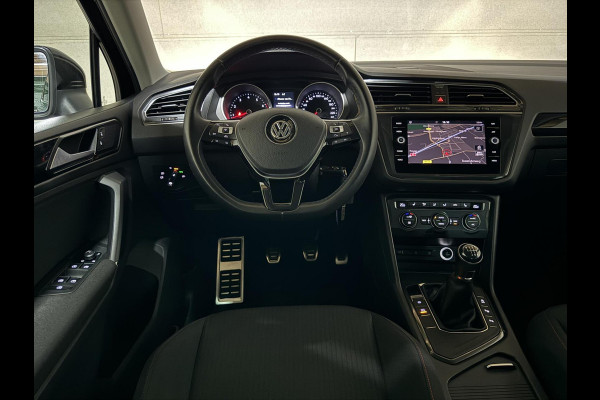 Volkswagen Tiguan 1.4 TSI ACT Carplay ACC Stoelver. Camera Trekh.