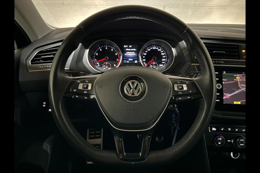 Volkswagen Tiguan 1.4 TSI ACT Carplay ACC Stoelver. Camera Trekh.