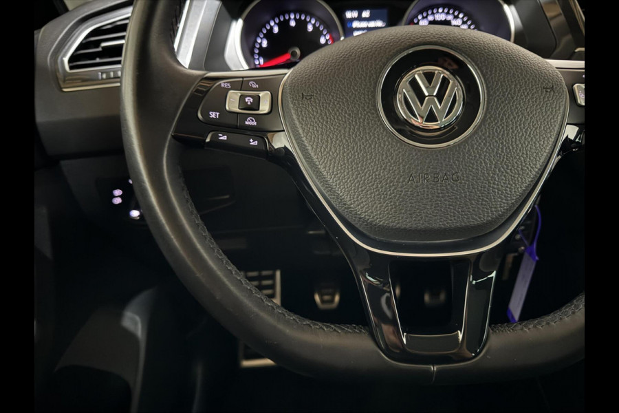 Volkswagen Tiguan 1.4 TSI ACT Carplay ACC Stoelver. Camera Trekh.