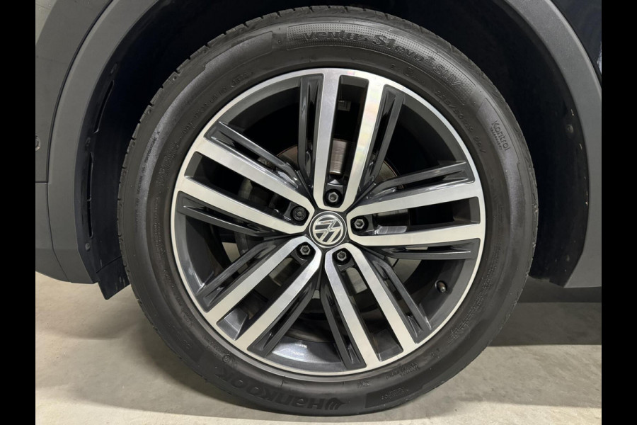 Volkswagen Tiguan 1.4 TSI ACT Carplay ACC Stoelver. Camera Trekh.