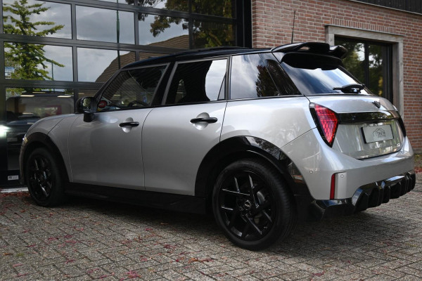 MINI Mini 1.5 Cooper C John Cooper Works XL Pano Sfeer Black JCW '25