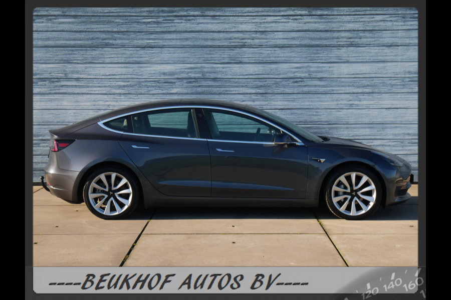 Tesla Model 3 Long Range AWD 75 kWh Trekhaak Soh 92.3% Leer
