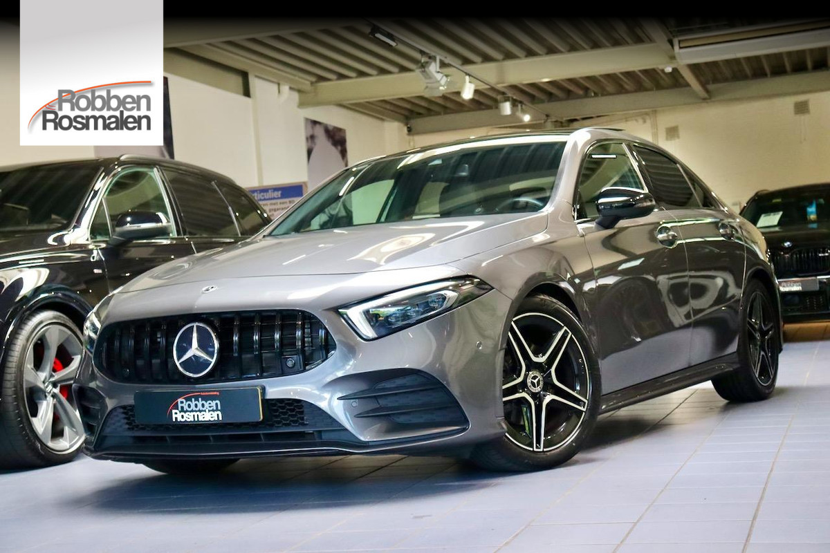 Mercedes-Benz A-Klasse 180d Premium + AMG|PANO|Sfeer|CAM