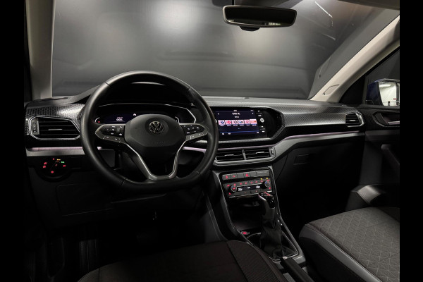 Volkswagen T-Cross 1.0 TSI DSG R-Line, Apple Carplay, ACC, Virtual Cockpit, Multistuur, Clima, Stoelverwarming, Dealer Onderhouden