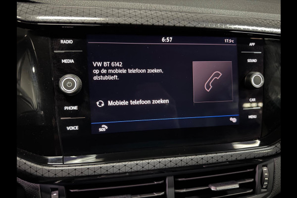 Volkswagen T-Cross 1.0 TSI DSG R-Line, Apple Carplay, ACC, Virtual Cockpit, Multistuur, Clima, Stoelverwarming, Dealer Onderhouden