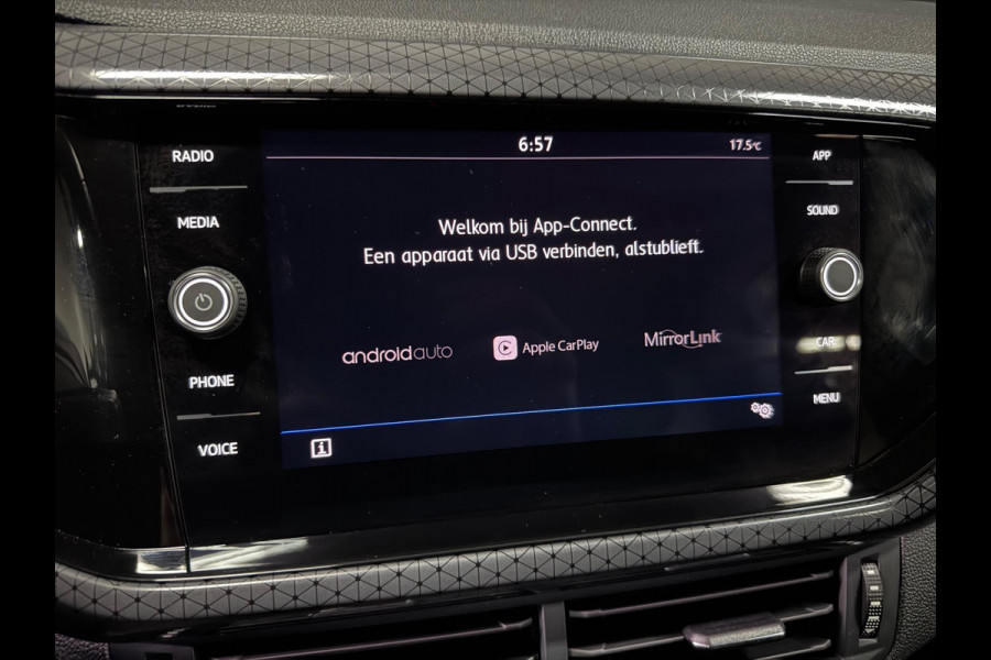 Volkswagen T-Cross 1.0 TSI DSG R-Line, Apple Carplay, ACC, Virtual Cockpit, Multistuur, Clima, Stoelverwarming, Dealer Onderhouden