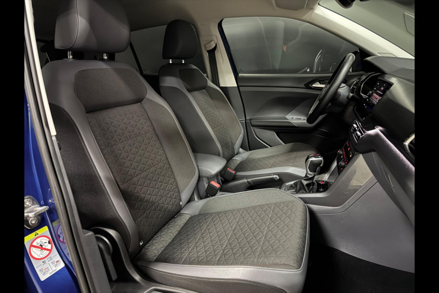Volkswagen T-Cross 1.0 TSI DSG R-Line, Apple Carplay, ACC, Virtual Cockpit, Multistuur, Clima, Stoelverwarming, Dealer Onderhouden