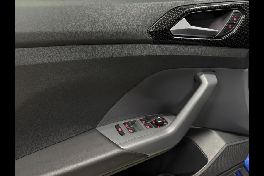 Volkswagen T-Cross 1.0 TSI DSG R-Line, Apple Carplay, ACC, Virtual Cockpit, Multistuur, Clima, Stoelverwarming, Dealer Onderhouden